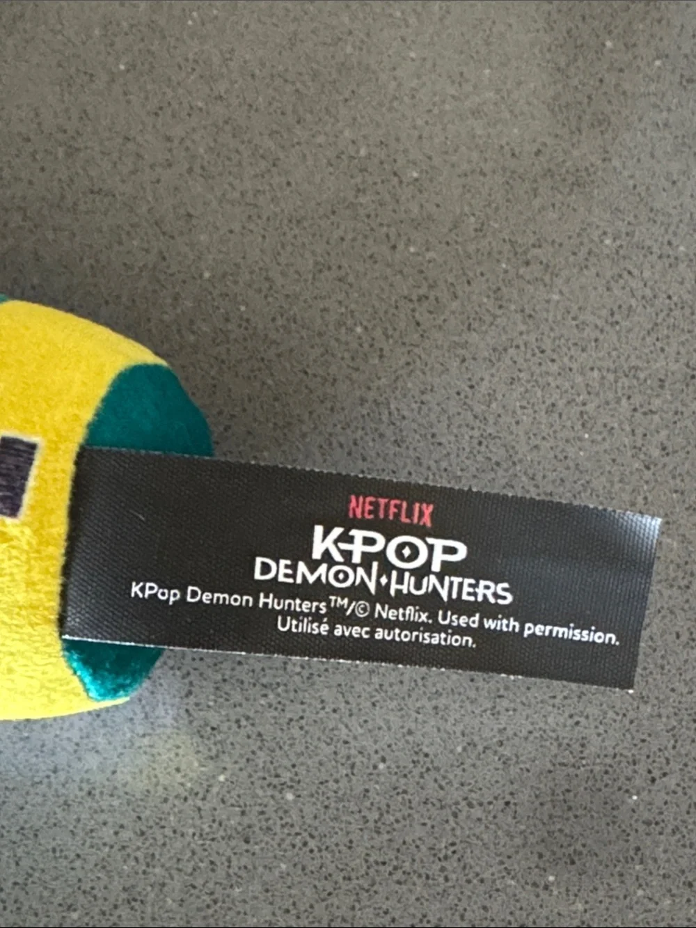 Netflix KPop Demon Hunters ZOEY Ramen Noodle Cup Plush Clip On Keychain / NEW